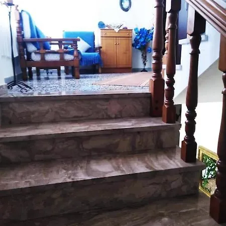 Nantalia Olympus *Lux*Royal Guest House شقة *